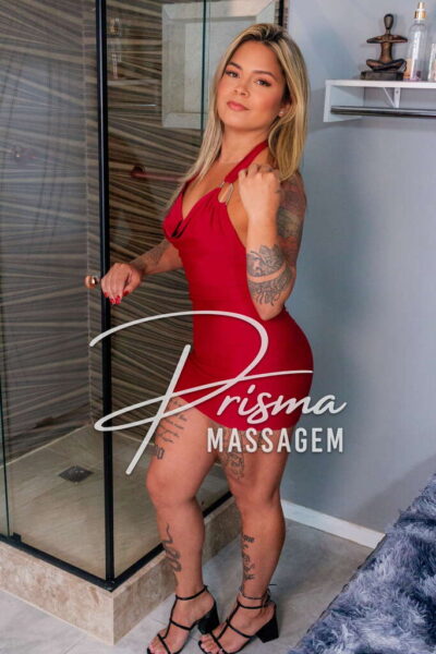 Mia – massagista