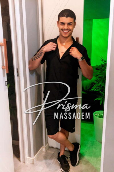 Nathan – massagista